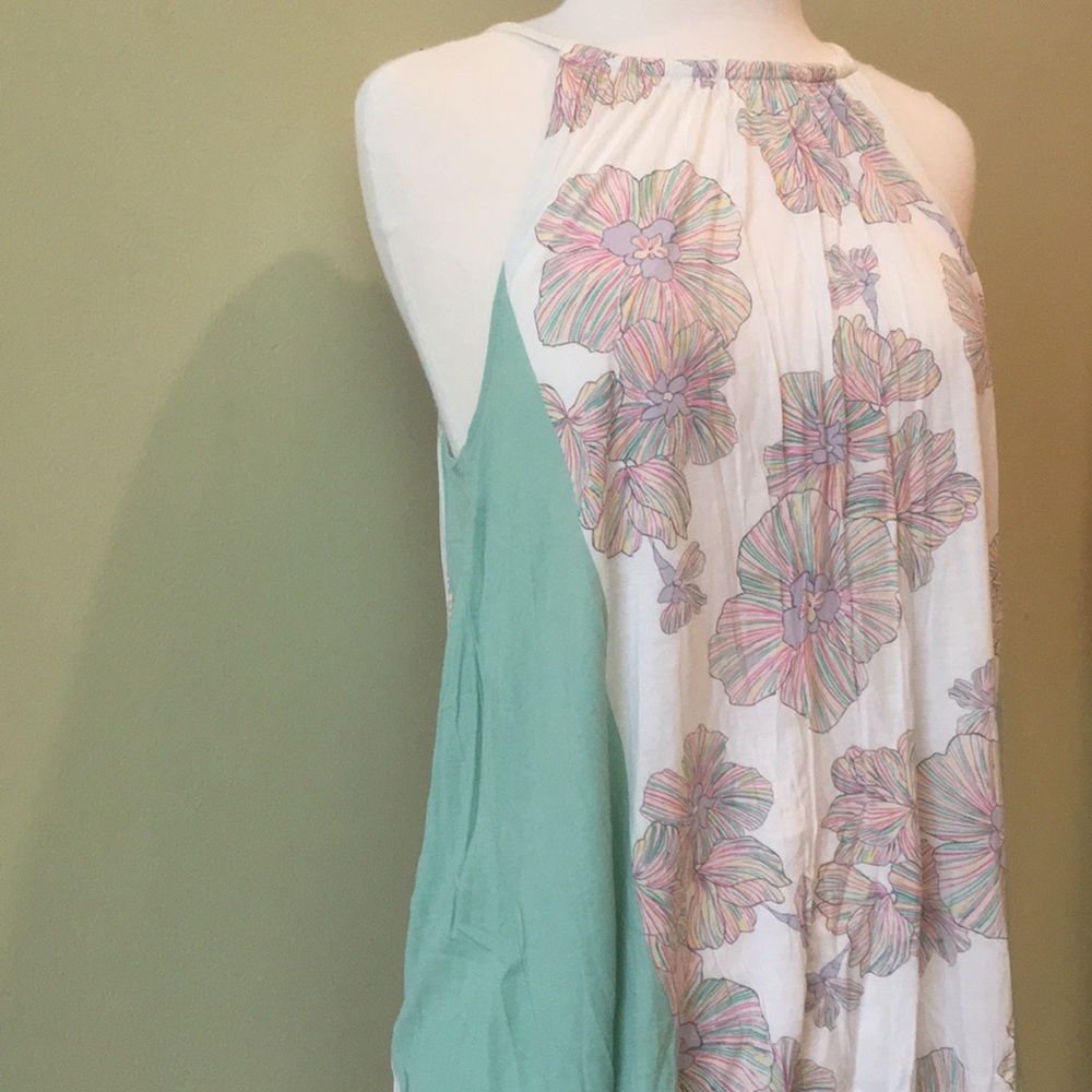 Flowered Tank With Turquoise Side Panels